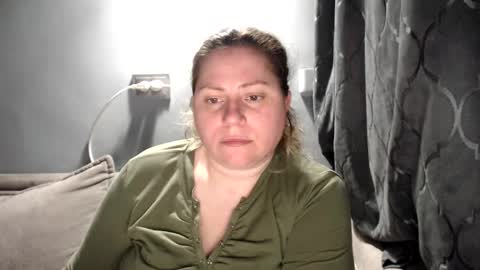 Laura online show from 04-11-26, 07:29