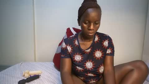 candycurly_ online show from 02-11-25, 12:17