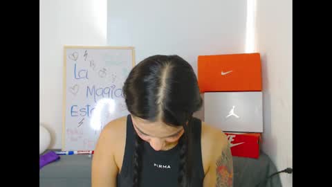 Sara online show from 09-19-25, 06:08