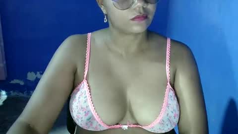 Snapshot of candyflowerlub chatting on 01-15-25, 03:11 candyflowerlub online show from 01-15-25, 03:11