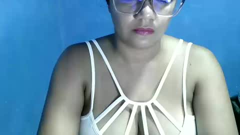 Snapshot of candyflowerlub chatting on 10-18-25, 08:53 candyflowerlub online show from 10-18-25, 08:53