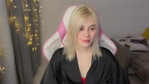 You can call me HH online show from 02-15-26, 06:04