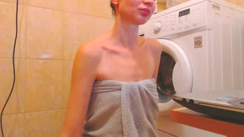 CANDYJESx online show from 12-10-24, 01:44