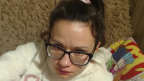 Snapshot of candylady13 chatting on 02-02-25, 09:45 say meow and send tips  online show from 02-02-25, 09:45