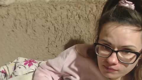 say meow and send tip  online show from 02-20-25, 05:18