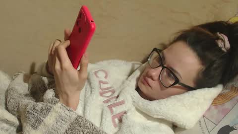 say meow and send tip  online show from 03-07-25, 06:43