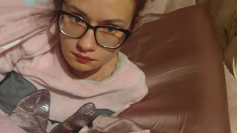 say meow and send tip  online show from 10-16-25, 09:16