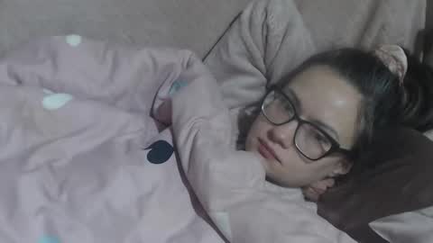 say meow and send tip  online show from 02-10-26, 06:50