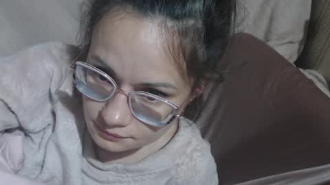 say meow and send tip  online show from 04-24-26, 10:56