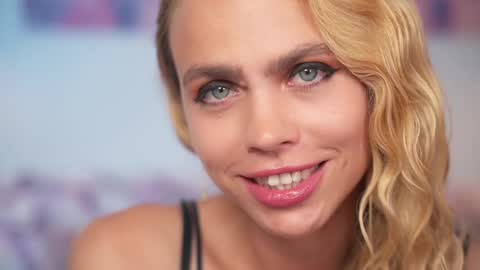 FANSLY  -    online show from 02-10-25, 04:04