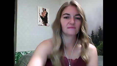 Snapshot of candyolime chatting on 09-09-25, 09:25 Daisy online show from 09-09-25, 09:25