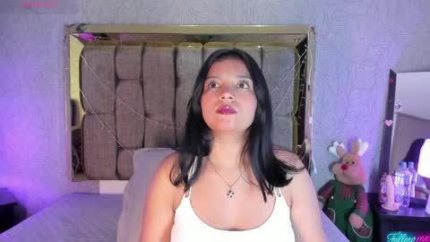 Candys Victoria online show from 04-26-26, 05:05