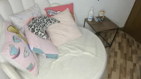 Snapshot of candytyler_ chatting on 09-13-25, 12:05 candytyler_ online show from 09-13-25, 12:05