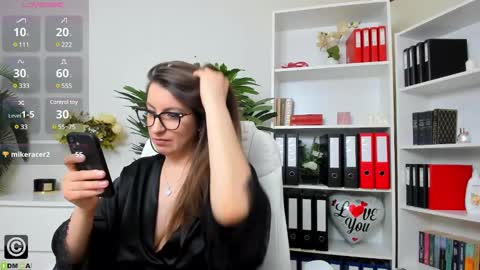 Candy  My pleasure its in  your hands online show from 02-28-25, 11:58