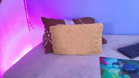 Isabella online show from 01-16-25, 03:35