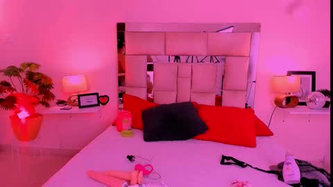 Candy online show from 09-29-25, 07:08