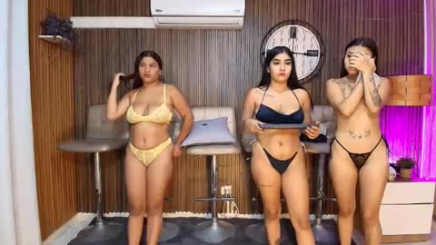 Sara online show from 04-25-26, 11:13