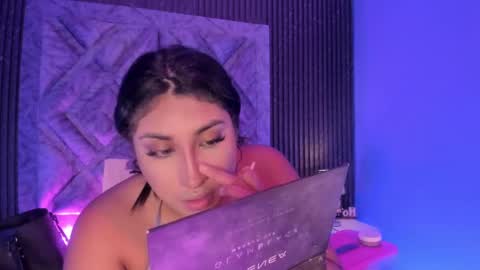 GABRIELA LOPEZ online show from 01-15-25, 08:37