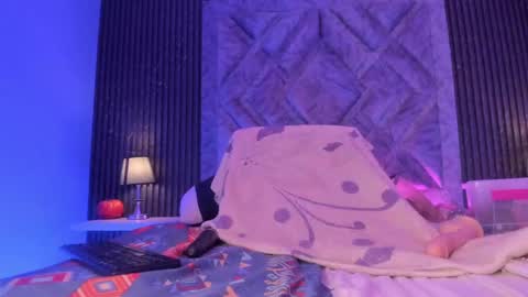 GABRIELA LOPEZ online show from 01-19-25, 05:15