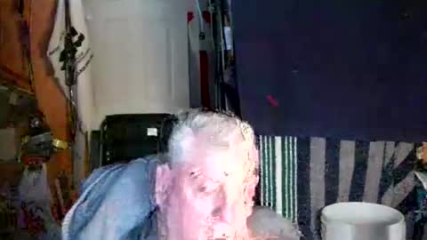 canoelicker69 online show from 01-05-26, 09:18