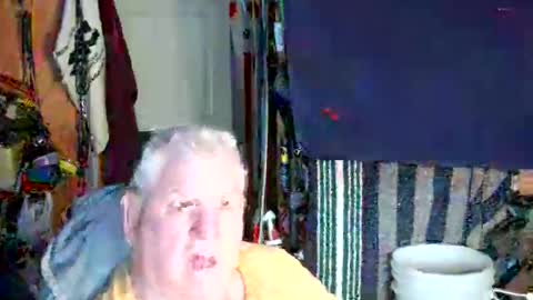 canoelicker69 online show from 01-12-26, 03:17