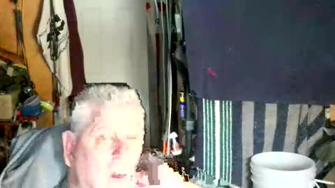 canoelicker69 online show from 01-18-26, 08:01