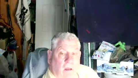 canoelicker69 online show from 02-12-26, 07:42