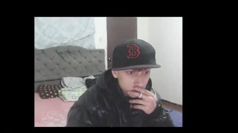 Snapshot of caos_mod chatting on 06-10-26, 04:45 CAOS online show from 06-10-26, 04:45