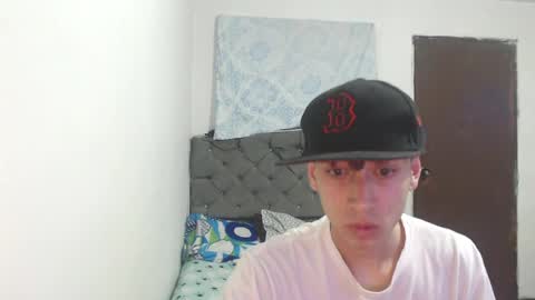 Snapshot of caos_mod chatting on 06-13-26, 04:21 CAOS online show from 06-13-26, 04:21