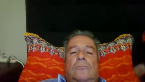 Snapshot of cap1609 chatting on 01-12-26, 11:32 cap1609 online show from 01-12-26, 11:32