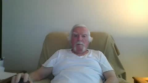 capecod21 online show from 02-23-25, 01:21