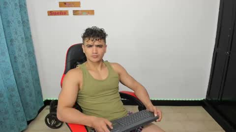 Snapshot of capitan_jones007 chatting on 10-01-25, 12:44 jones online show from 10-01-25, 12:44