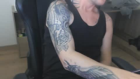 Snapshot of capoo89 chatting on 12-05-24, 07:06 Chriz online show from 12-05-24, 07:06