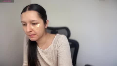 Emma online show from 03-03-25, 10:38