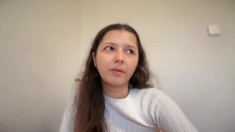 Emma online show from 10-10-25, 05:17