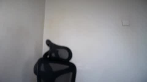 Snapshot of cappuccinokiss chatting on 05-13-26, 06:55 Emma online show from 05-13-26, 06:55