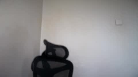 Snapshot of cappuccinokiss chatting on 05-19-26, 07:26 Emma online show from 05-19-26, 07:26