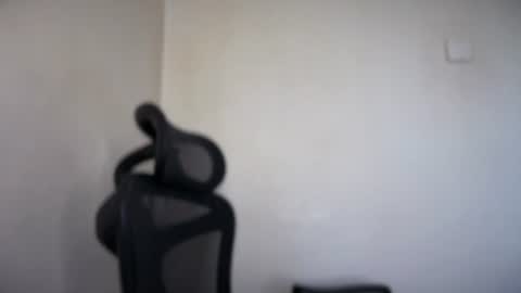 Snapshot of cappuccinokiss chatting on 06-09-26, 06:58 Emma online show from 06-09-26, 06:58