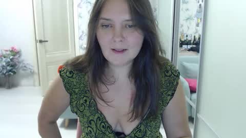 Snapshot of cappuchinno chatting on 12-05-25, 08:38 cappuchinno online show from 12-05-25, 08:38