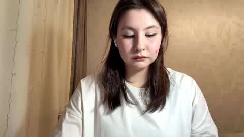 Snapshot of capricenichlos chatting on 03-06-26, 05:31 May online show from 03-06-26, 05:31