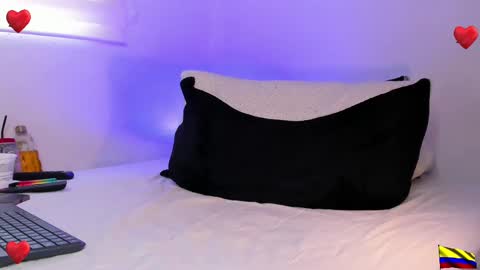 Snapshot of caprywilliams chatting on 02-13-25, 08:45 caprywilliams online show from 02-13-25, 08:45