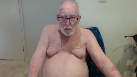 Snapshot of capt5105 chatting on 10-11-25, 10:19 capt5105 online show from 10-11-25, 10:19