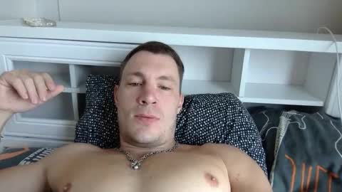 follow my twitter  online show from 12-22-25, 05:15