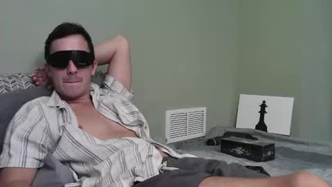 Snapshot of captain_chris8 chatting on 10-18-25, 01:30 captain_chris8 online show from 10-18-25, 01:30