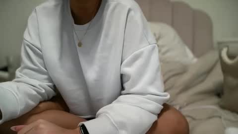 Cara Bou online show from 03-21-26, 09:51