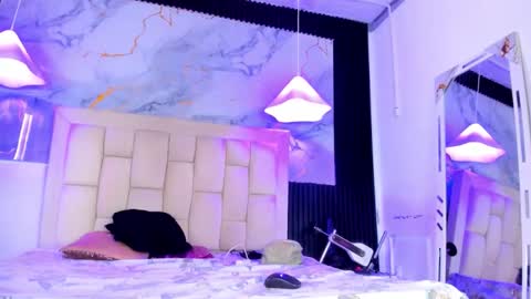 Cara  online show from 01-17-26, 01:38