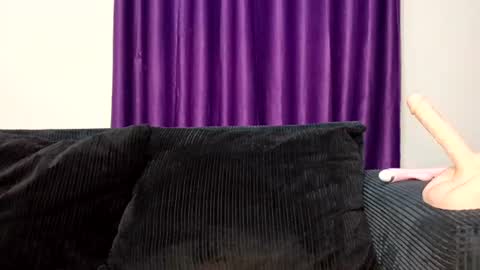 caramel_drip1 online show from 07-11-26, 09:16