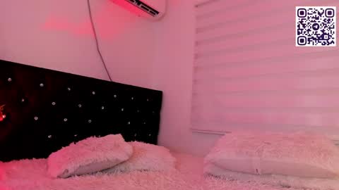 Snapshot of caramelo_exotico chatting on 01-12-25, 08:14 Caramel online show from 01-12-25, 08:14