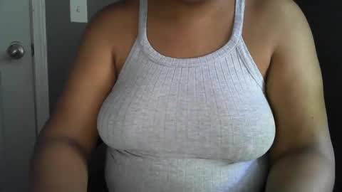 Snapshot of caramelpoundcake chatting on 06-09-26, 10:32 CaramelPoundCake online show from 06-09-26, 10:32