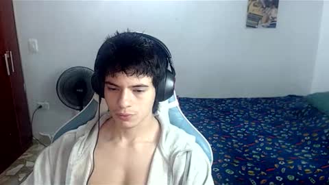 carapalida9008 online show from 11-27-25, 12:07